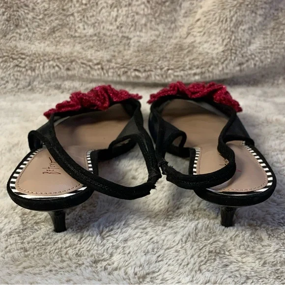 The Blue by Betsey Johnson Aurorra Black Mesh Slingback Flower Pumps 8 NEW** - Picture 6 of 10